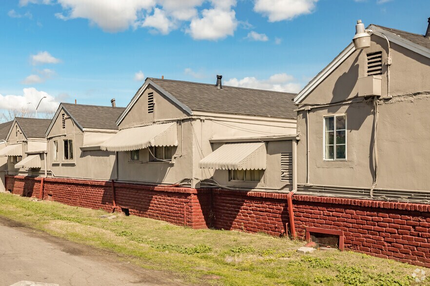 More Photos Of 1501 W Capitol Ave, West Sacramento Hotel For Sale