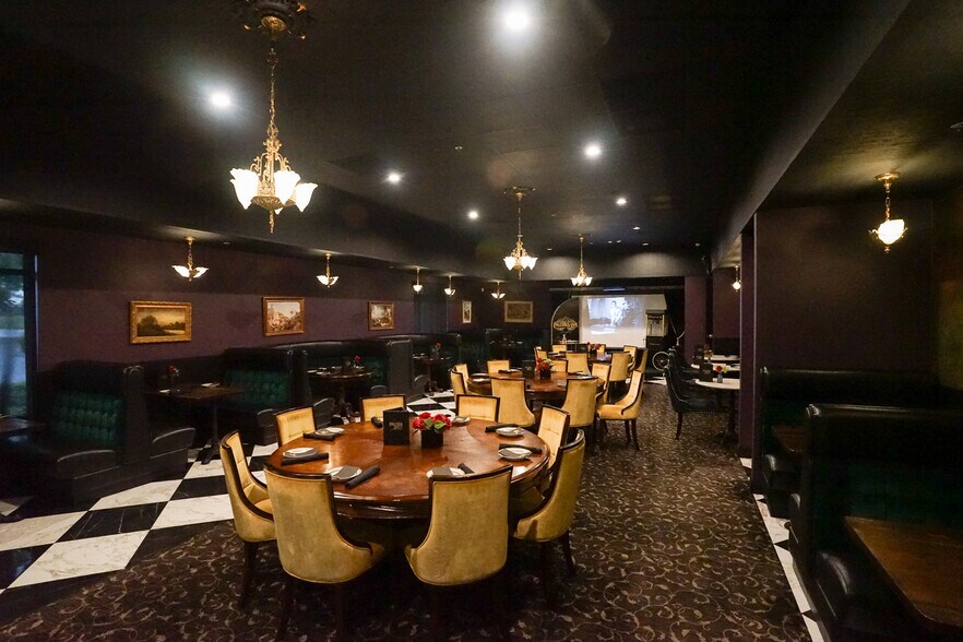 More Photos Of 1225 Canal Blvd, Ripon Restaurant For Sale