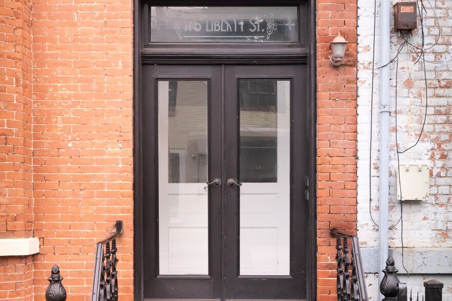 More Photos Of 175 Liberty St, Newburgh Apartments For Sale