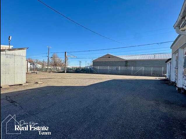 More Photos Of 515 N Lennox St, Casper Industrial For Sale
