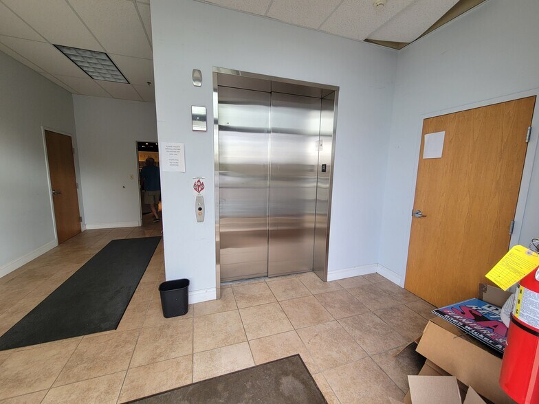 More Photos Of 8365 Wicker Ave, Saint John Department Store For Sale