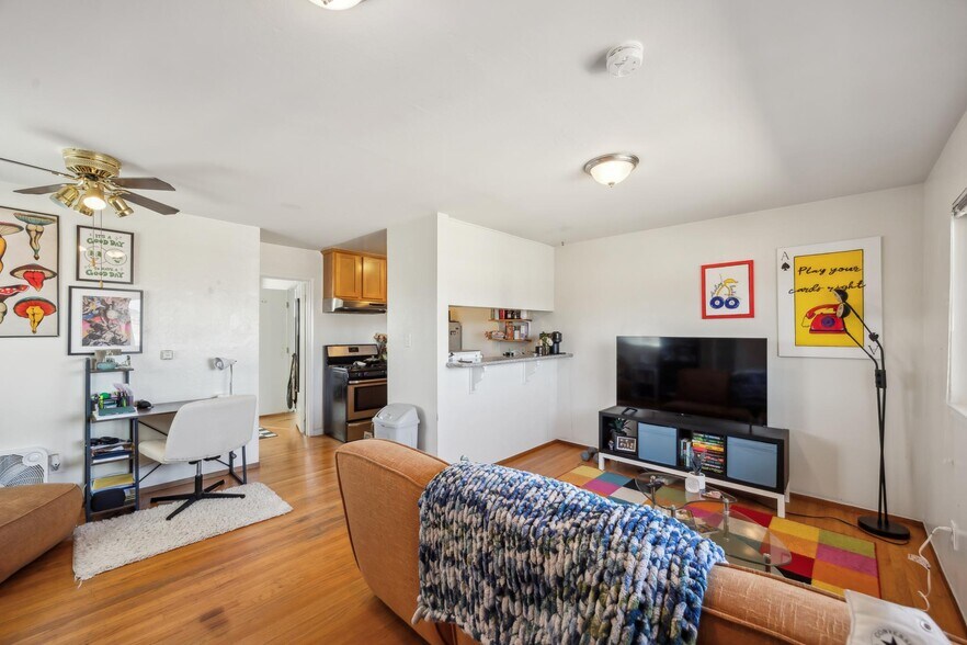 More Photos Of 1412-1416 9th St, Berkeley Apartments For Sale