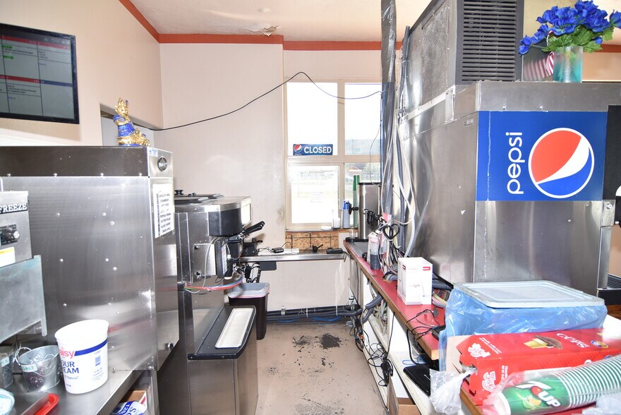 More Photos Of 248 W Center, Salem General Retail For Sale