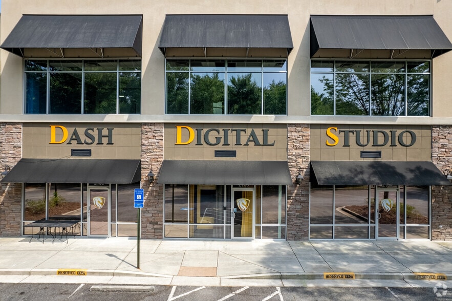 More Photos Of 1300 Peachtree Industrial Blvd, Suwanee Unknown For Lease