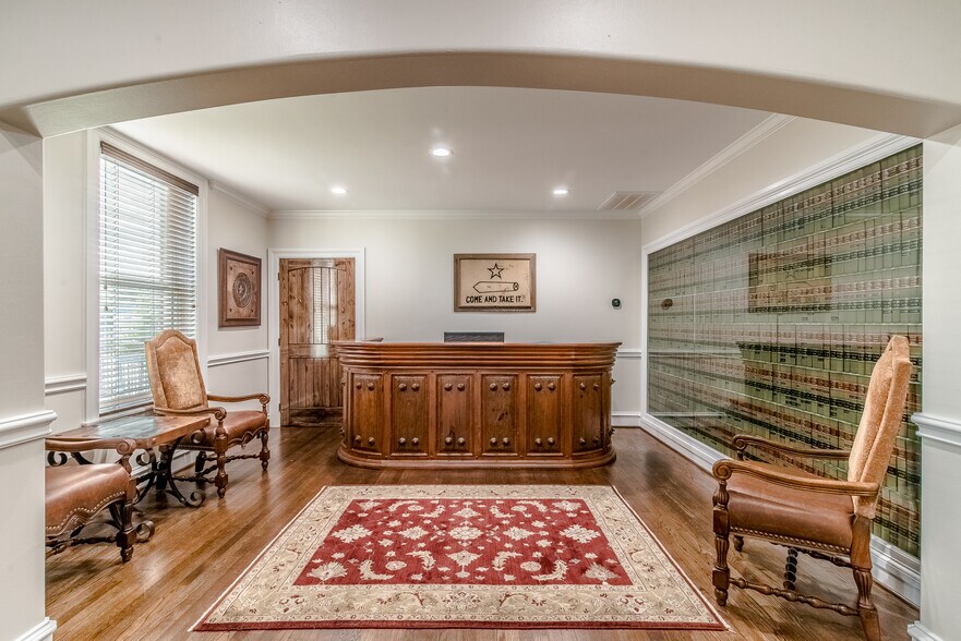 More Photos Of 1214 Elgin St, Houston Medical For Sale