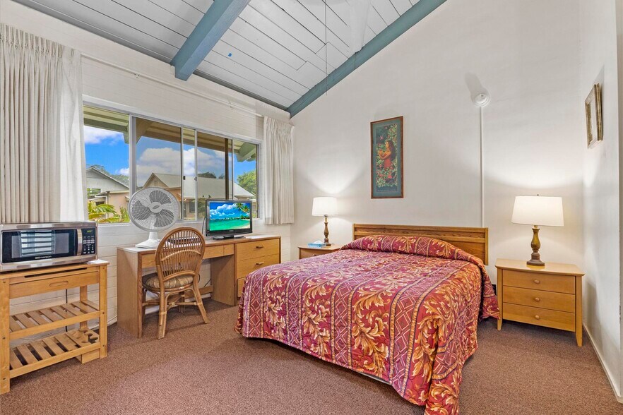 More Photos Of 333 Iliahi St, Hilo Hotel For Sale