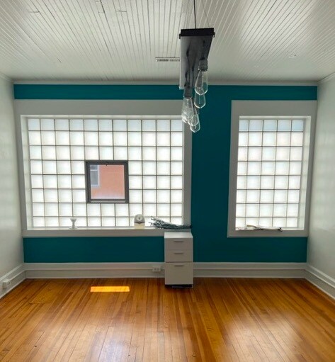 More Photos Of 411 E Broad St, Fuquay Varina Storefront Retail Office For Lease