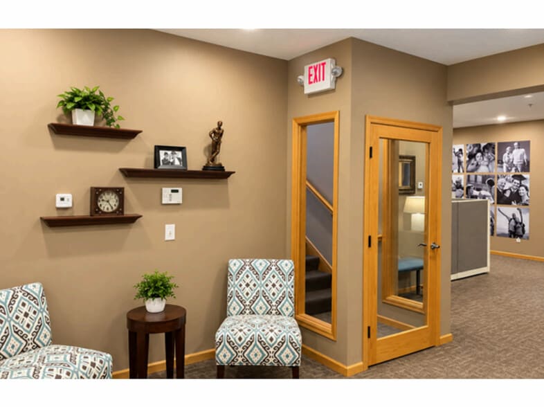 More Photos Of 3380 Annapolis Ln N, Plymouth Office For Lease