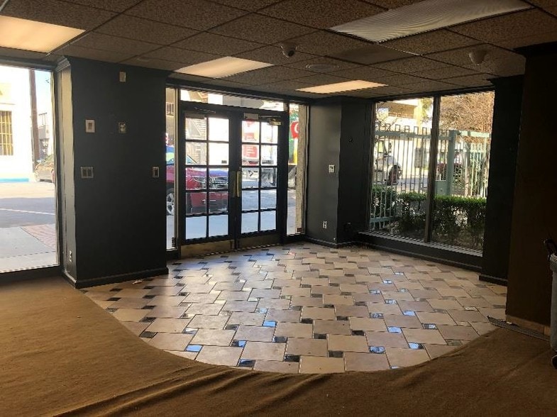 More Photos Of 1700 K St, Bakersfield Storefront Retail Office For Lease