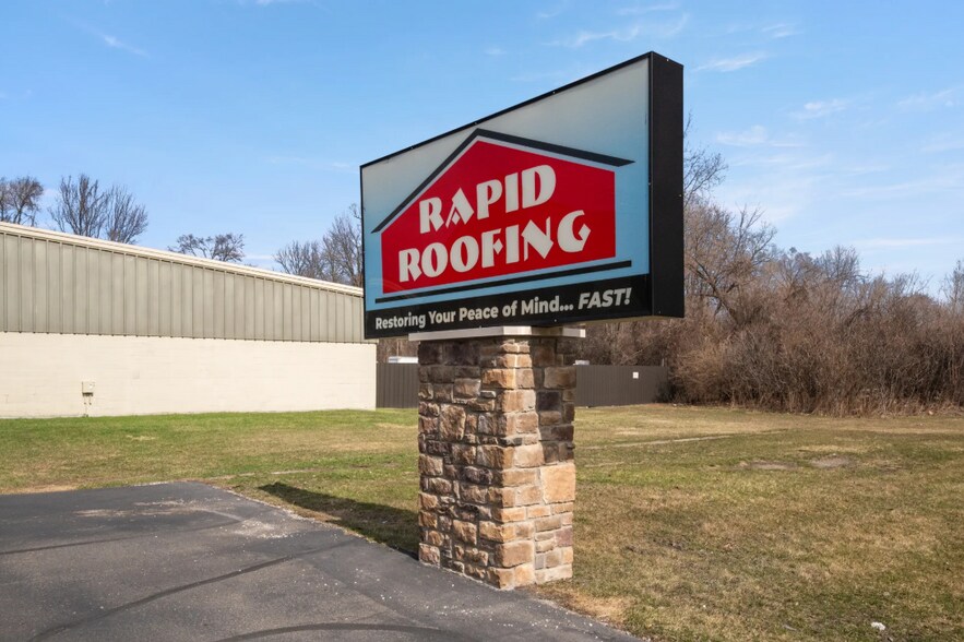 More Photos Of 2727 E Michigan Ave, Ypsilanti Warehouse For Sale