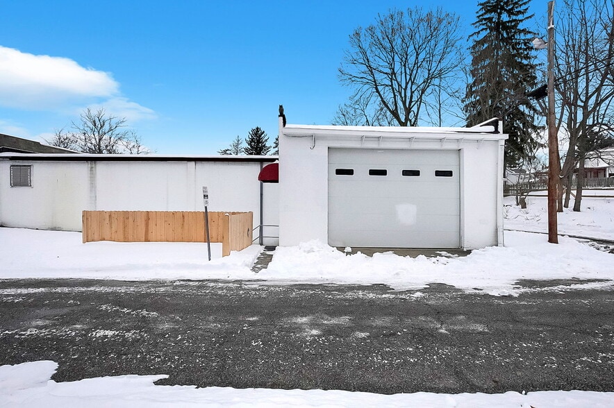 More Photos Of 7295 Rickley St, Reynoldsburg Warehouse For Lease