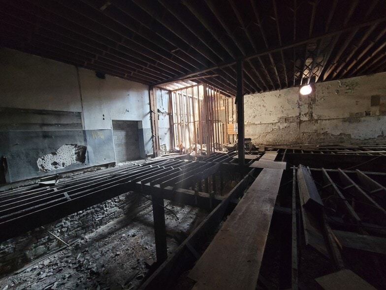 More Photos Of 1976 Valley St, Baker City Office Residential For Sale