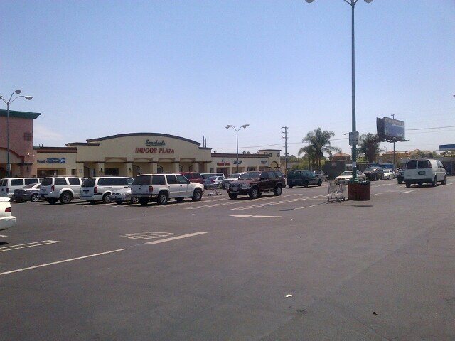 More Photos Of 9136-9154 Sepulveda Blvd, North Hills Unknown For Lease