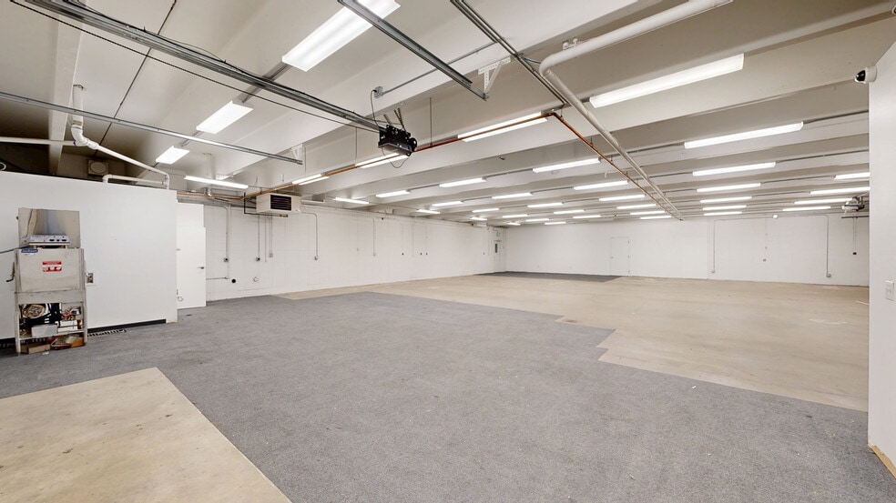 Primary Photo Of 2250-2300 Bott Ave, Colorado Springs Service For Lease