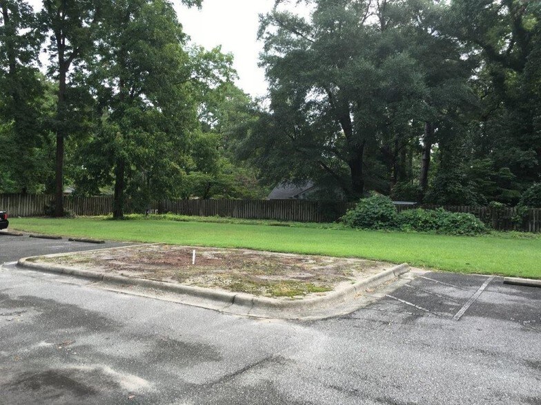 More Photos Of 2709 Market St, Wilmington Office For Lease