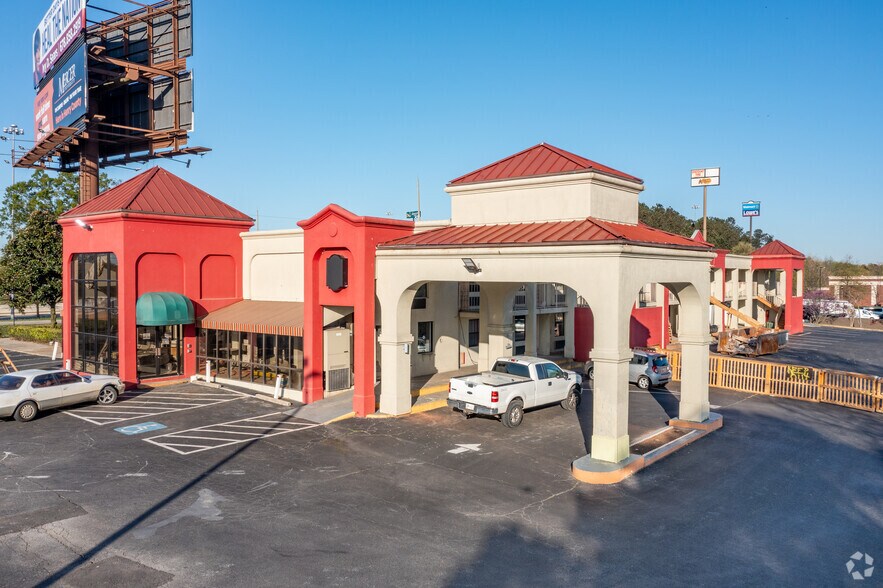 More Photos Of 133 Willow Ln, McDonough Unknown For Lease