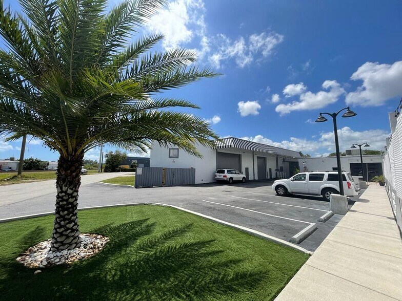 Primary Photo Of 12355 NE 13th Ave, North Miami Flex For Lease