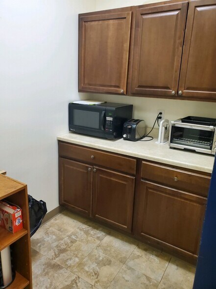 More Photos Of 6 Ponds Edge Dr, Chadds Ford Medical For Lease