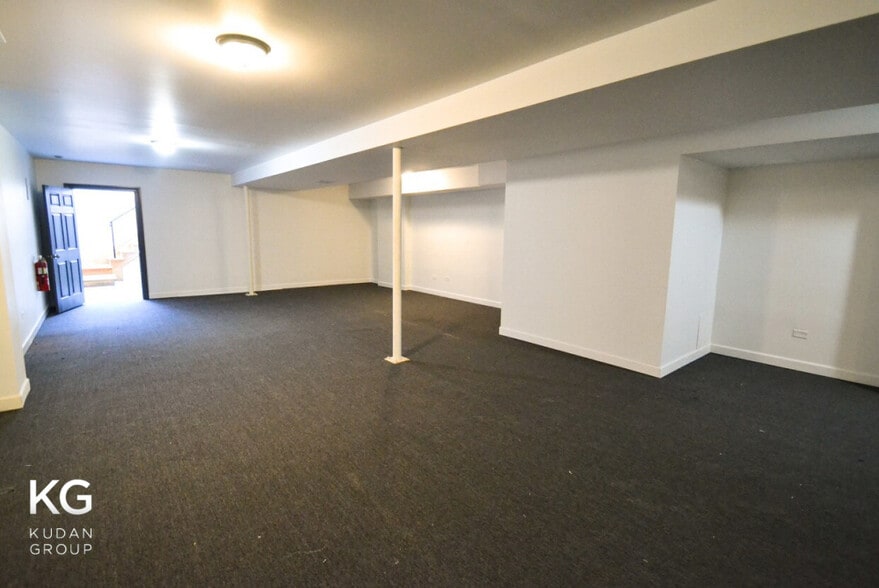 More Photos Of 1025 W Madison St, Chicago Multifamily For Sale