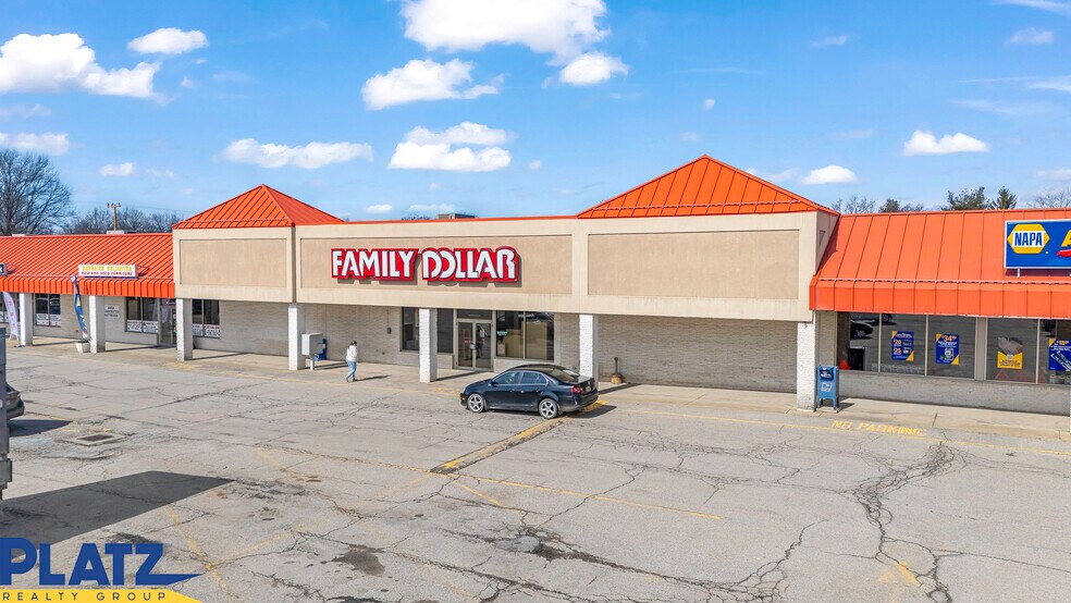 More Photos Of 1107-1119 Village Plz, Columbiana General Retail For Lease