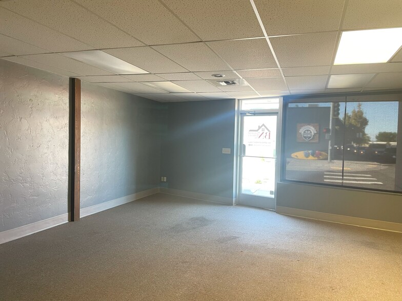 More Photos Of 511-515 Lee Blvd, Richland Office For Lease