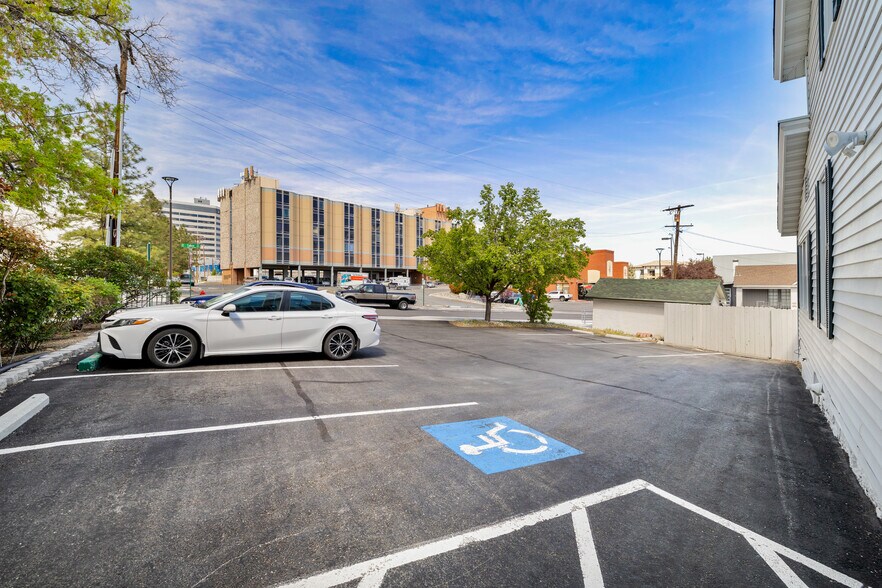 More Photos Of 652 Forest St, Reno Office Residential For Sale