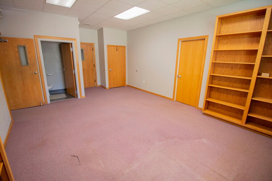 More Photos Of 622 W Kalamazoo Ave, Kalamazoo Religious Facility For Lease