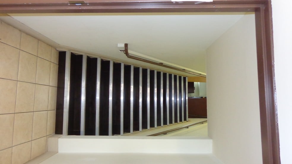 More Photos Of 13977-13981 SW 140th St, Miami Light Distribution For Sale