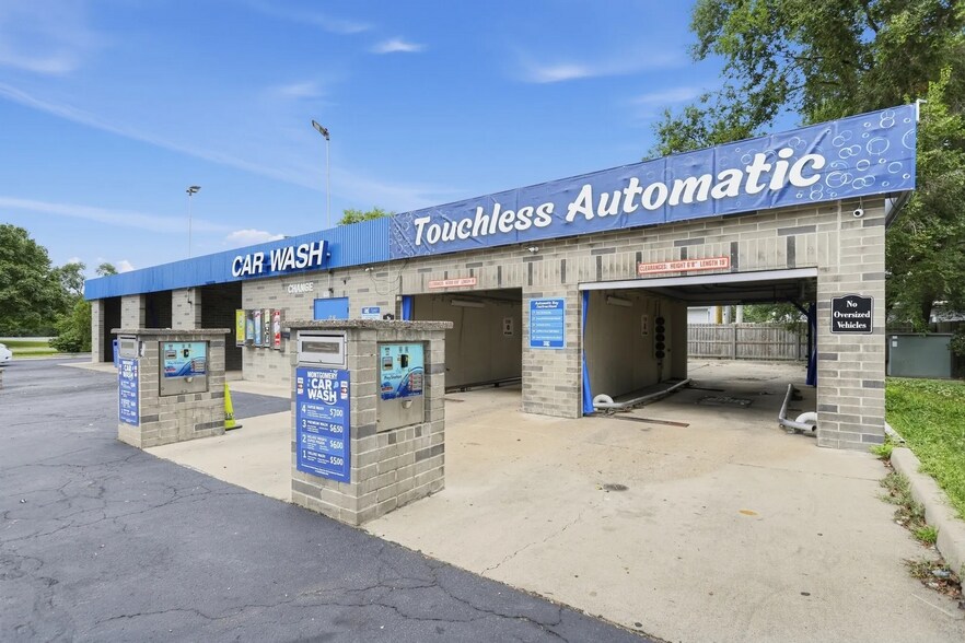 Primary Photo Of 602 Montgomery Rd, Montgomery Carwash For Sale