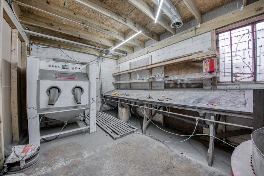 More Photos Of 1080 3rd Ave, North Versailles Warehouse For Sale