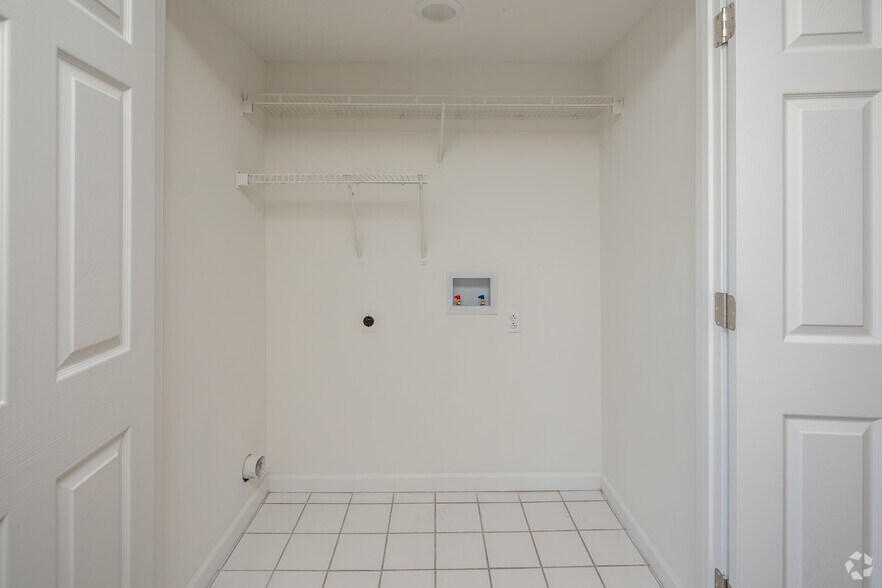 More Photos Of 1045 Fisk Rd, Cookeville Apartments For Sale