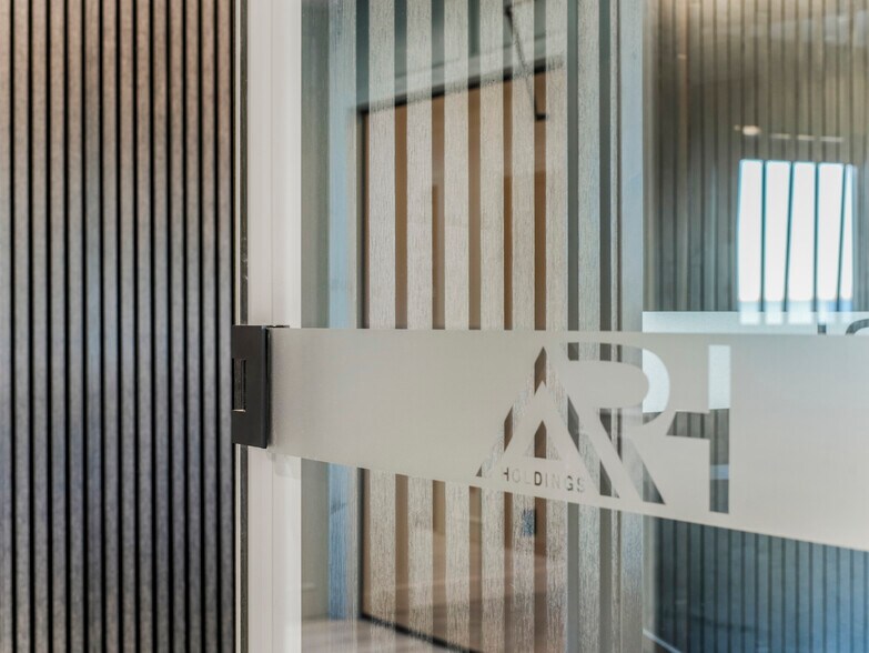 More Photos Of 10303 65 Ave NW, Edmonton Office For Lease