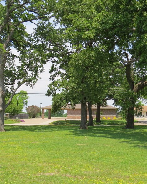 More Photos Of 626 W Main St, Fairfield Lodge Meeting Hall For Lease