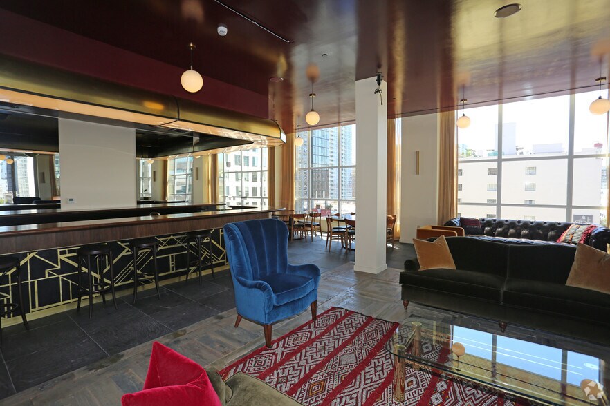 More Photos Of 750 S Grand Ave, Los Angeles Apartments For Lease