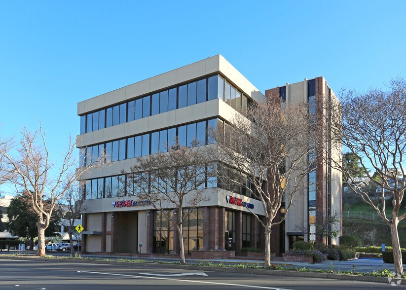 Primary Photo Of 800 S Broadway, Walnut Creek Office For Lease