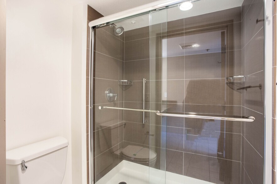 More Photos Of 11260 Point East Dr, Rancho Cordova Apartments For Sale