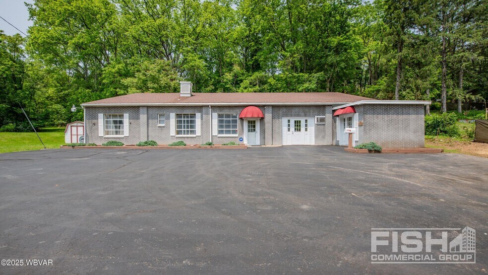 Primary Photo Of 994 Vallamont Dr, Williamsport Office For Sale