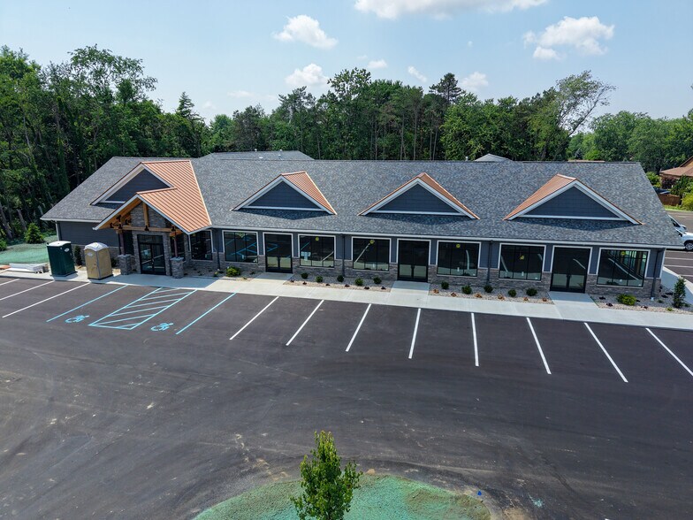 More Photos Of 7537 20th ave, Georgetown Township Office For Lease