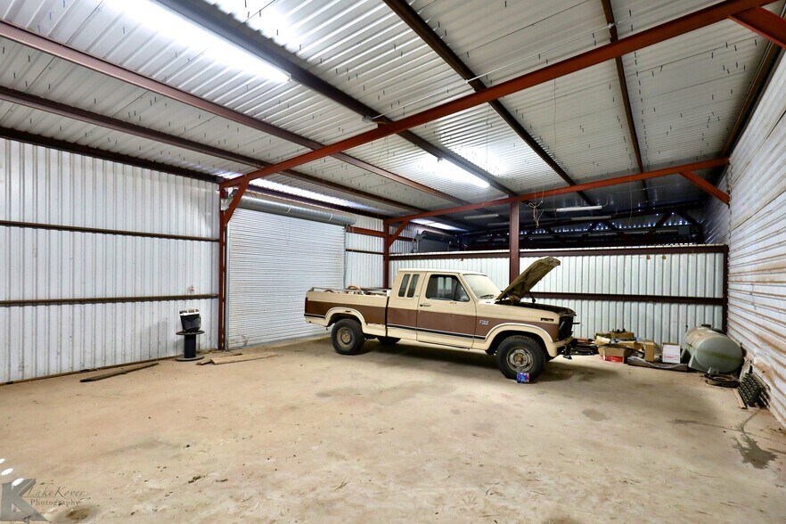 More Photos Of 3097 Brick Plant Rd, Snyder Manufacturing For Sale