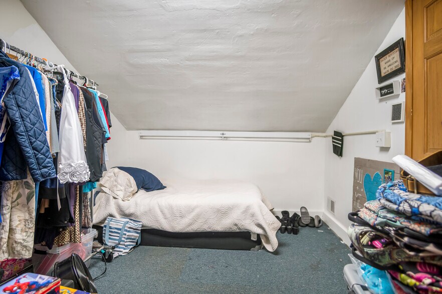 More Photos Of 34 White St, Fredonia Office For Sale