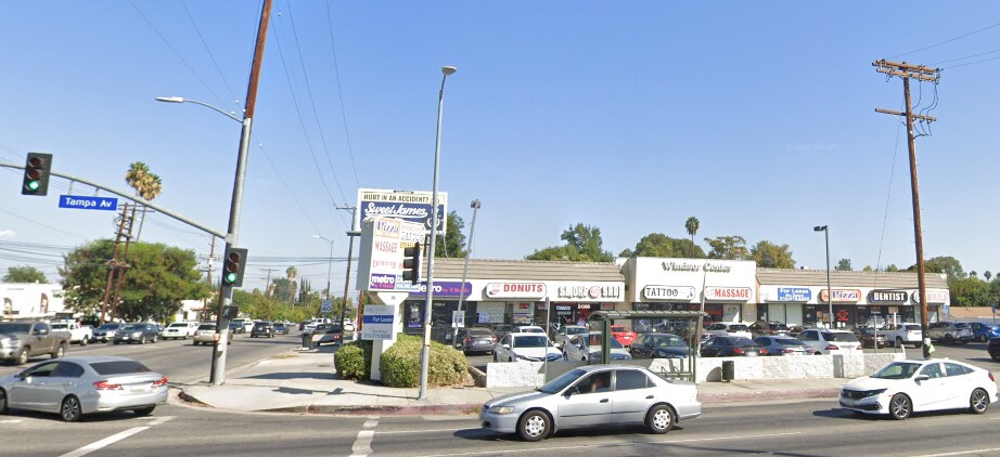 More Photos Of 7550 Tampa Ave, Reseda Storefront For Lease