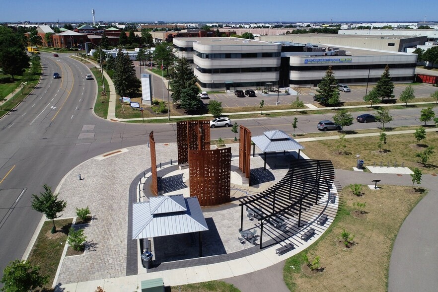 More Photos Of 320 Matheson Blvd W, Mississauga Office For Sale