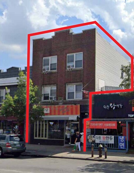 More Photos Of 152-24 Northern Blvd, Flushing Storefront Retail Residential For Sale