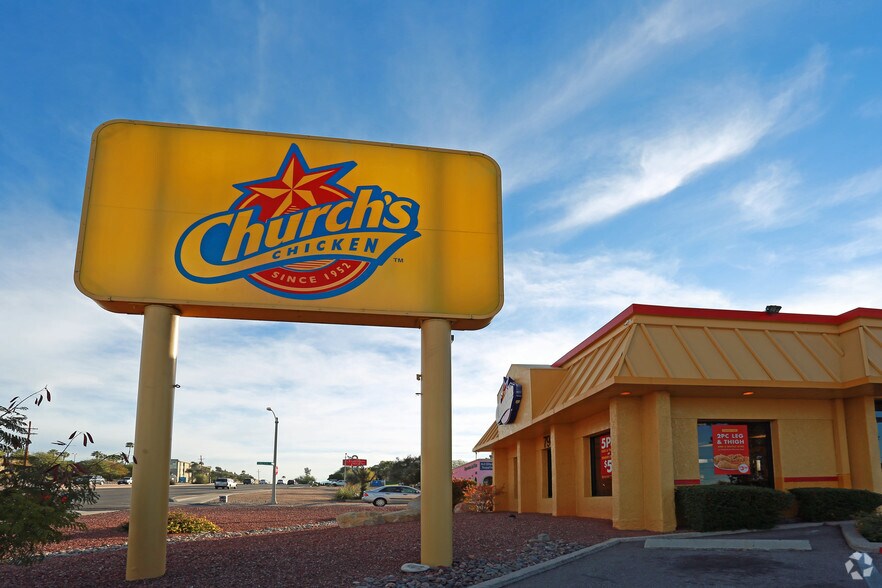 More Photos Of 7980 E Broadway Blvd, Tucson Fast Food For Lease