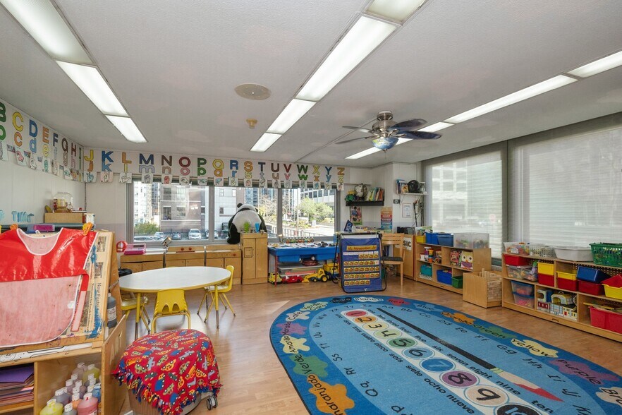 More Photos Of 400 E Randolph St, Chicago Apartments For Sale