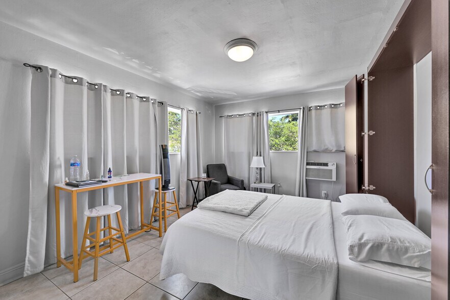 More Photos Of 1240 14th St, Miami Beach Apartments For Sale