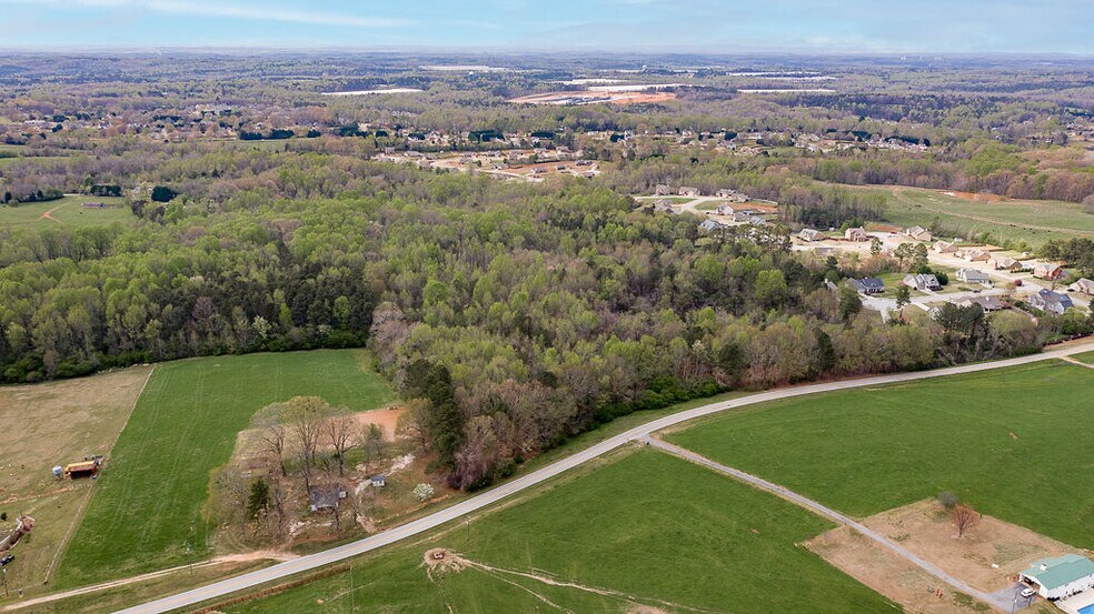 More Photos Of 383 Storey Porter Rd, Jefferson Land For Sale