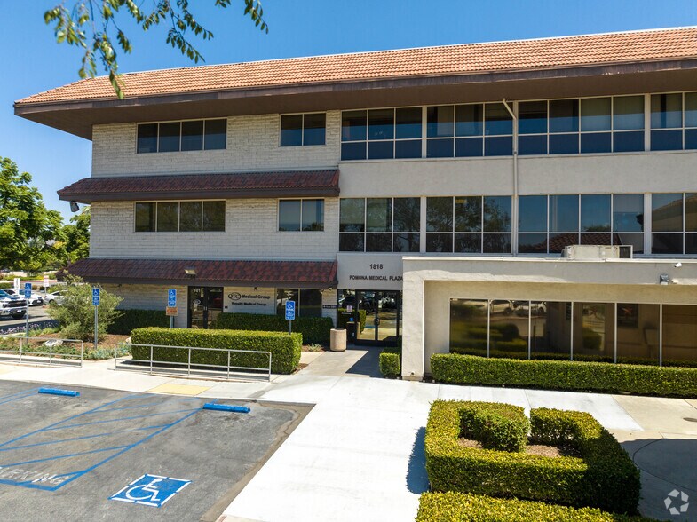 More Photos Of 1818 N Orange Grove Ave, Pomona Medical For Lease