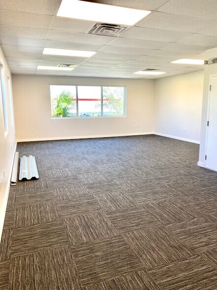 More Photos Of 540 NW University, Port Saint Lucie Office Residential For Sale