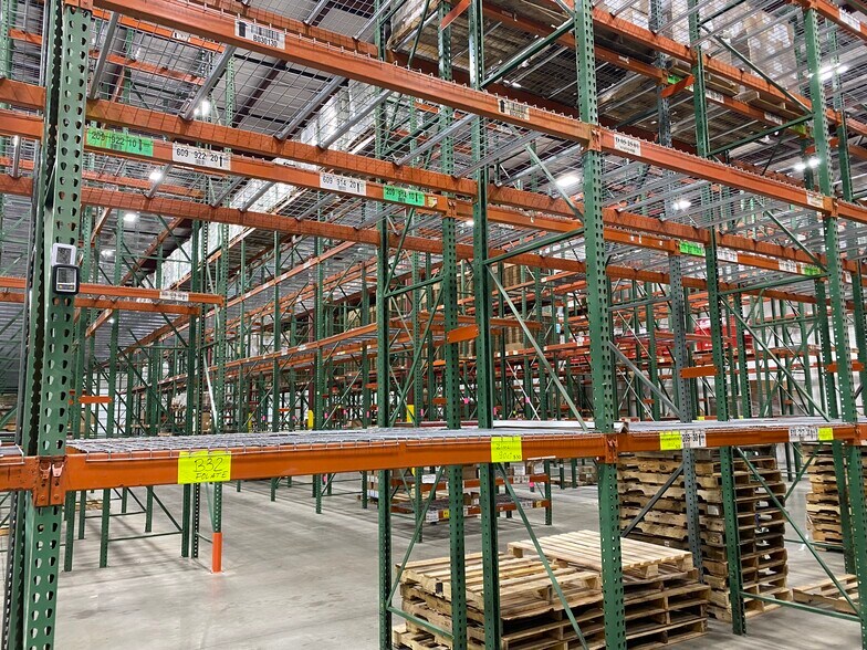 More Photos Of 10344 66th St N, Pinellas Park Warehouse For Sale